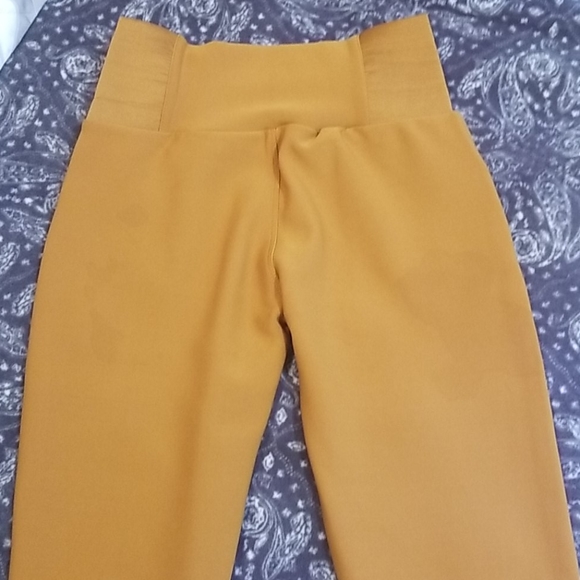 Pants - Picture 4 of 5